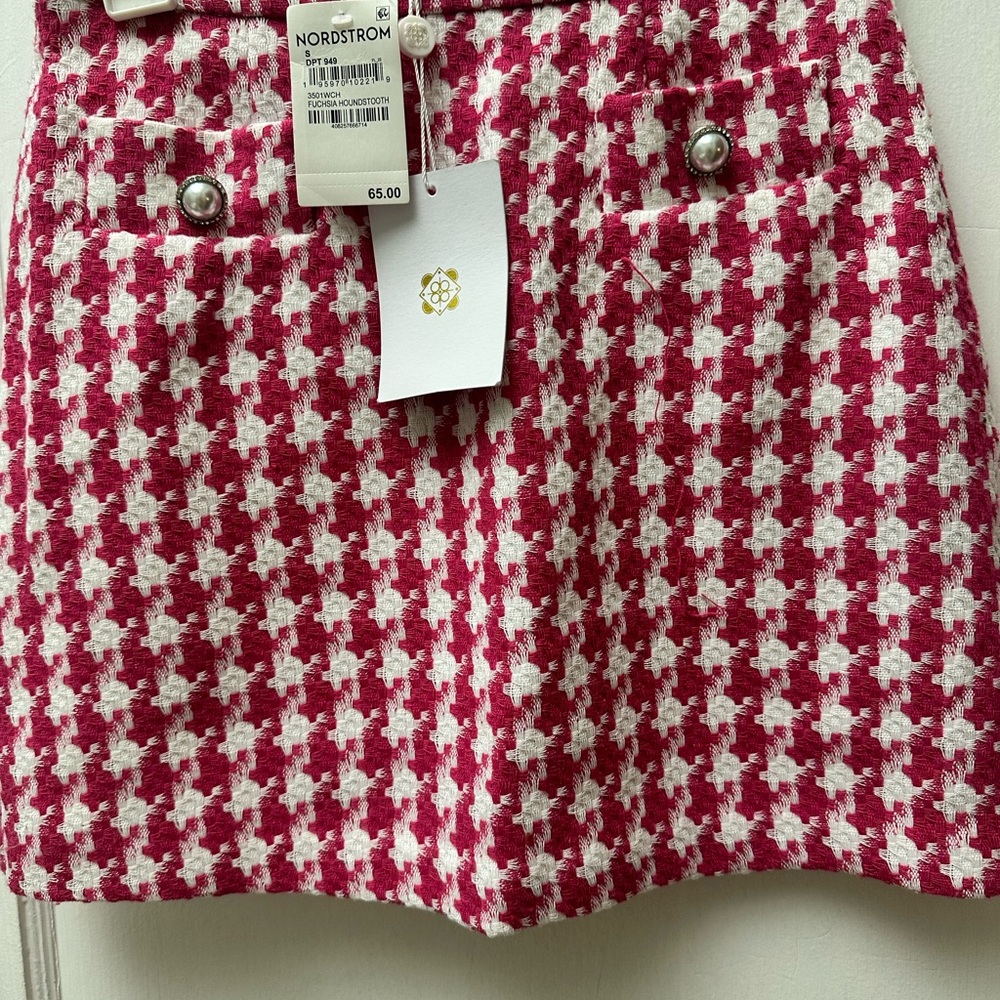 Wayf Pink and White Houndstooth Mini Skirt
